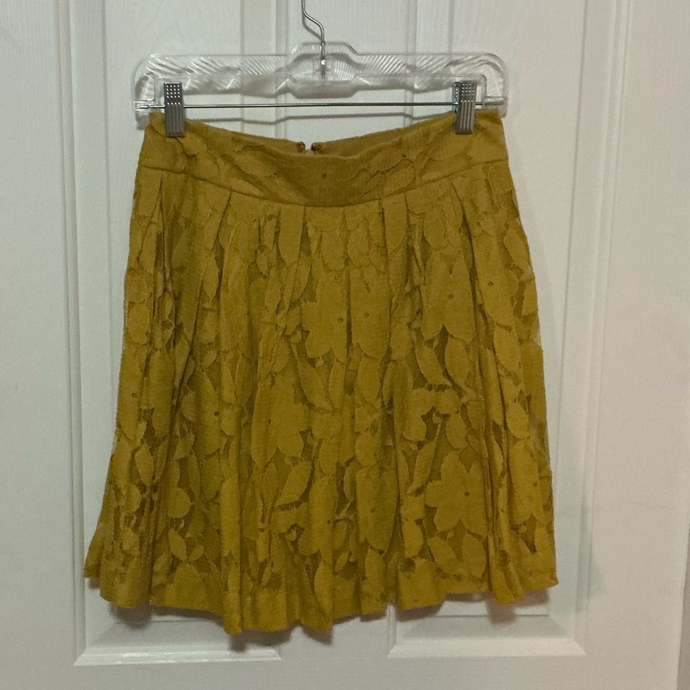 Ann Taylor LOFT Lace Skirt in Mustard 0P